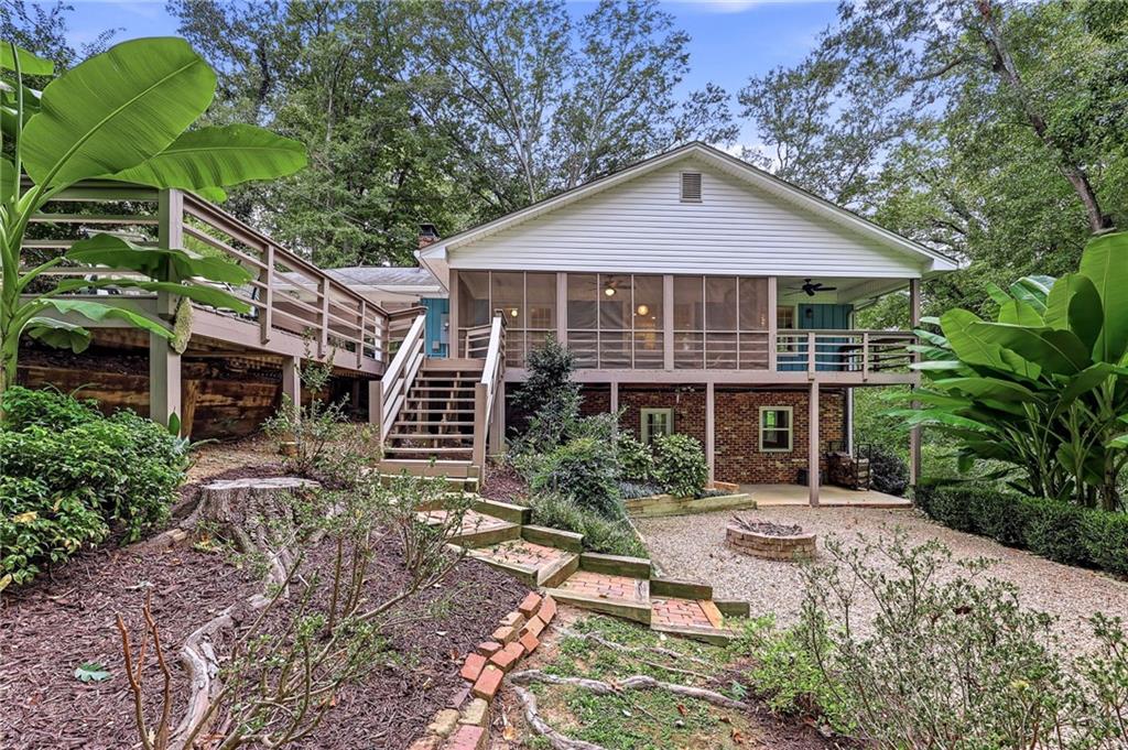 1060 Cumberland Valley Road Gainesville GA 30501