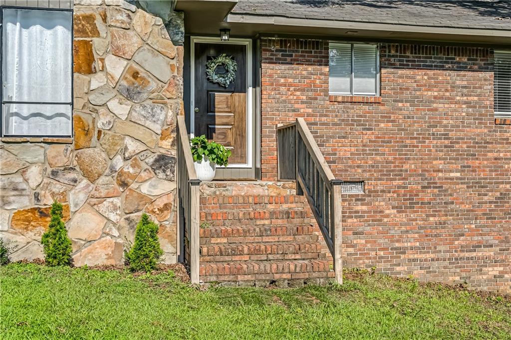 2814 Suncrest Drive Dalton GA 30720