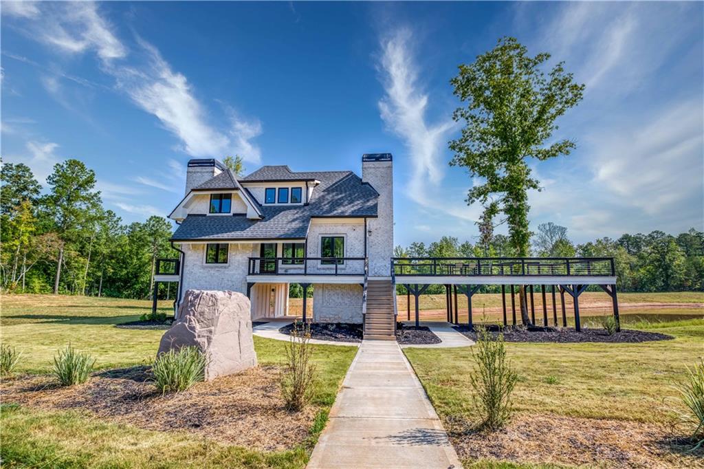 692 Hutchins Wolfskin Road Stephens GA 30667