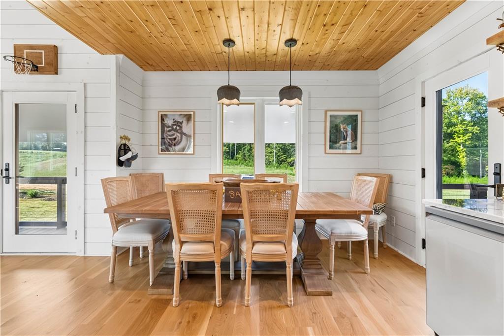 692 Hutchins Wolfskin Road Stephens GA 30667