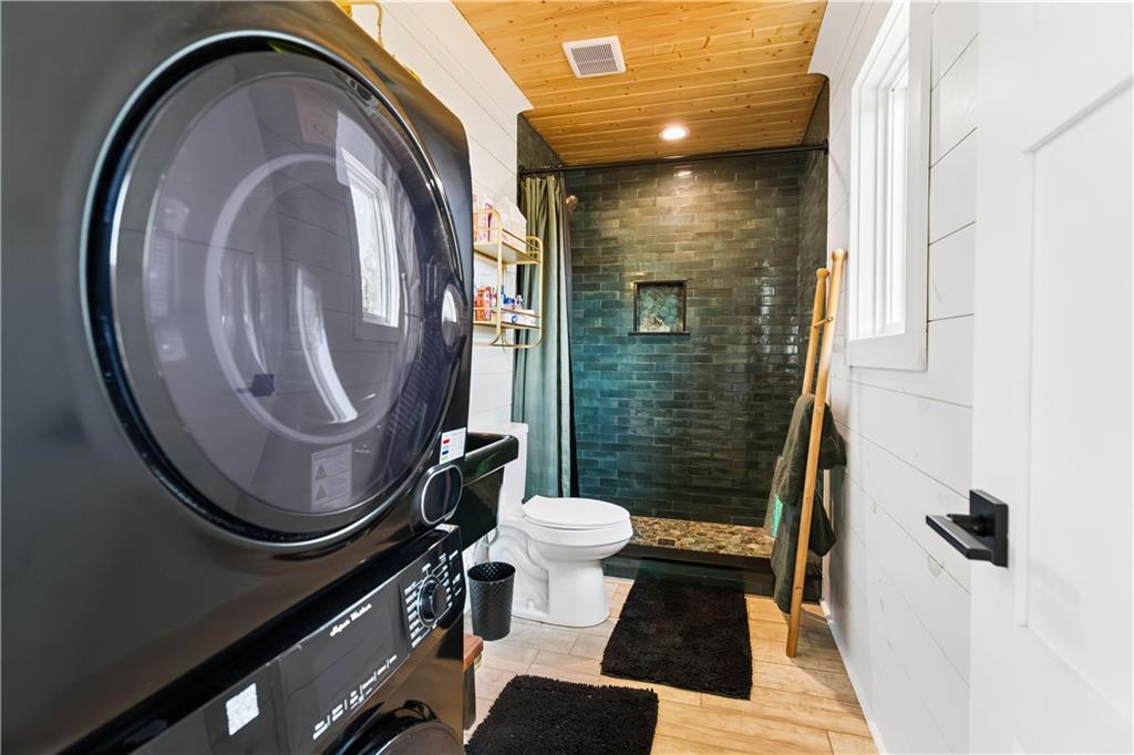 692 Hutchins Wolfskin Road Stephens GA 30667