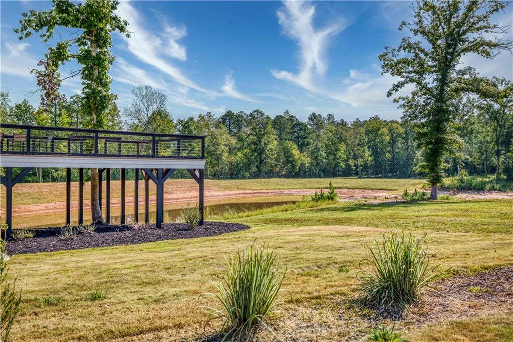 692 Hutchins Wolfskin Road Stephens GA 30667