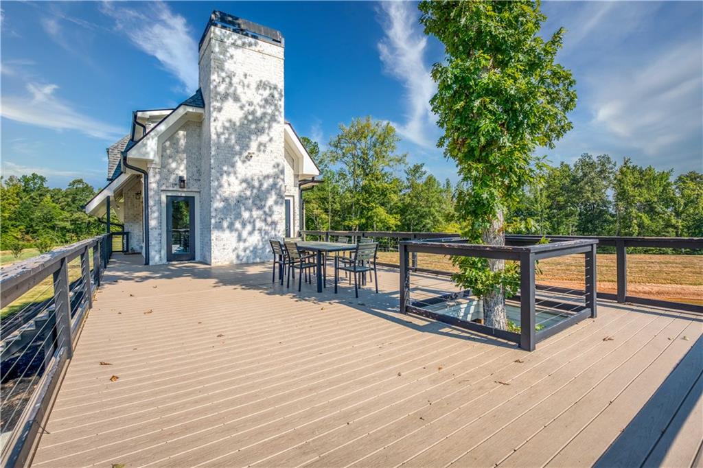692 Hutchins Wolfskin Road Stephens GA 30667