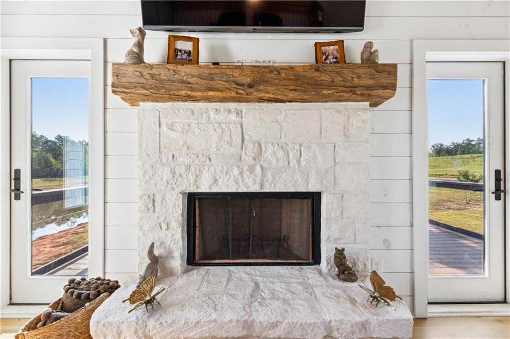 692 Hutchins Wolfskin Road Stephens GA 30667