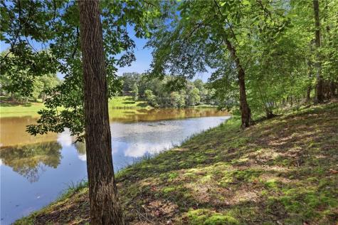 327 Kissimmee Trail Cornelia GA 30531