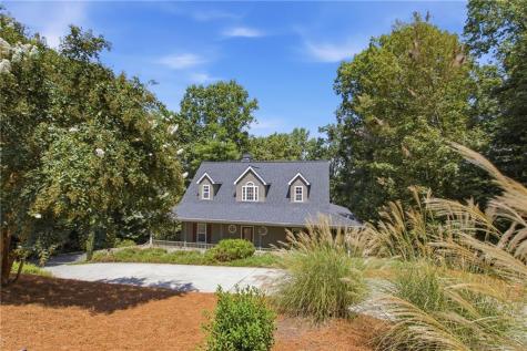 327 Kissimmee Trail Cornelia GA 30531