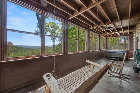 1488 Walnut Ridge Ellijay GA 30536