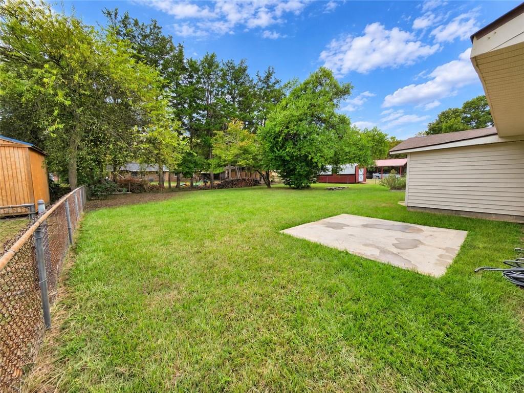 208 Bedivere Warner Robins GA 31093