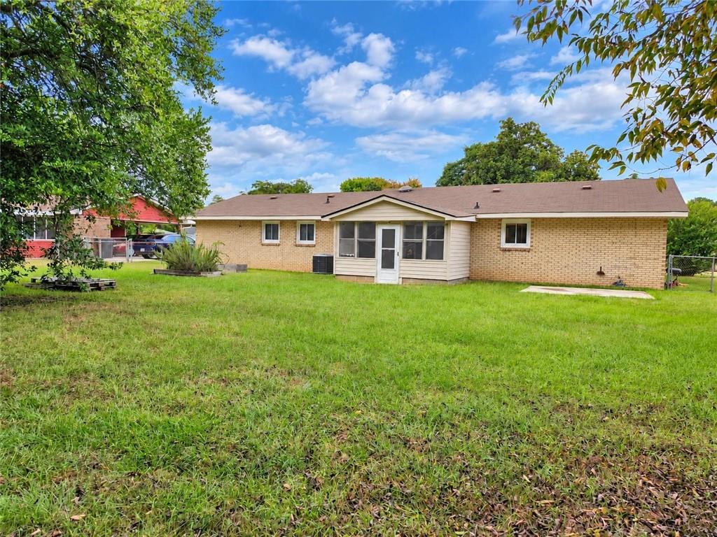 208 Bedivere Warner Robins GA 31093