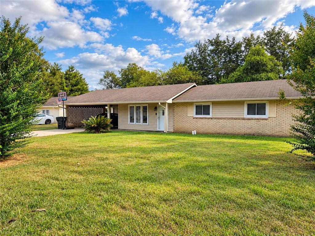 208 Bedivere Warner Robins GA 31093