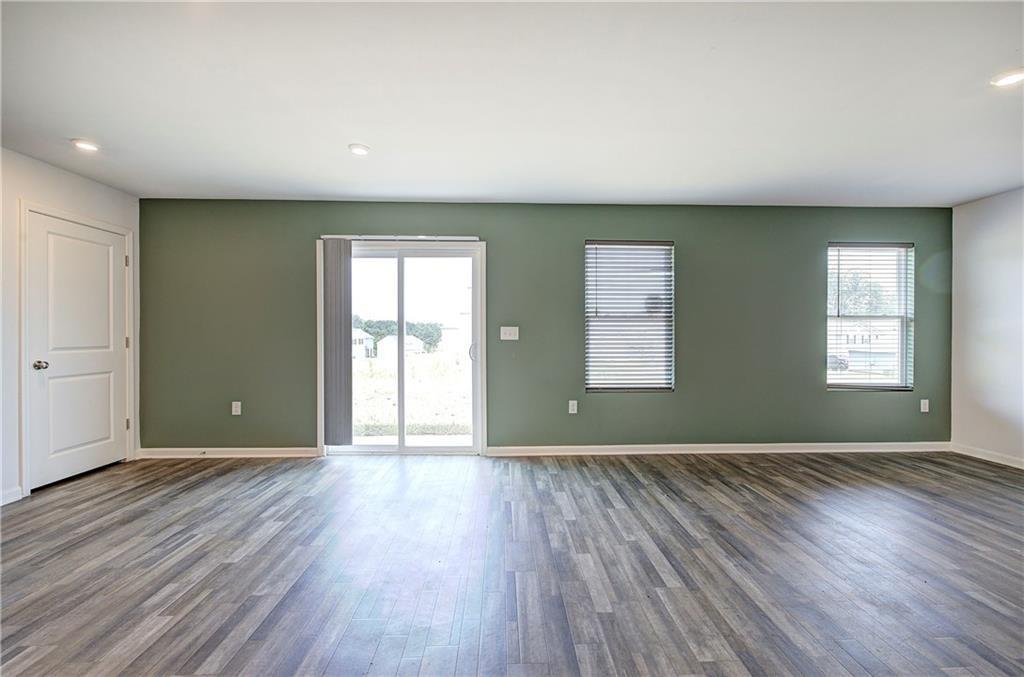 128 Oxford Lane Kingston GA 30145