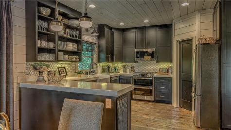 559 Overlook Trail Blue Ridge GA 30513