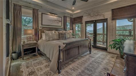 559 Overlook Trail Blue Ridge GA 30513