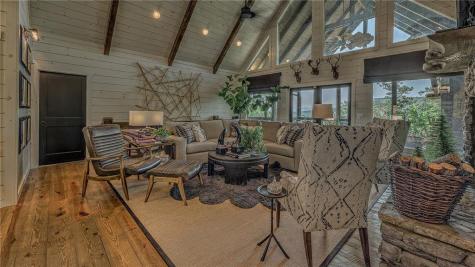 559 Overlook Trail Blue Ridge GA 30513