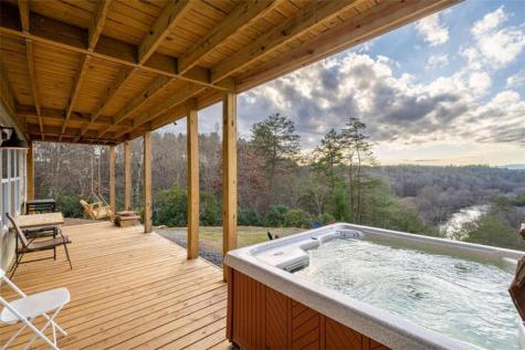 21 Riverview Circle Blue Ridge GA 30513