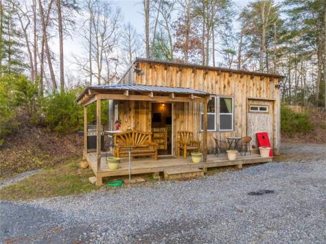 21 Riverview Circle Blue Ridge GA 30513