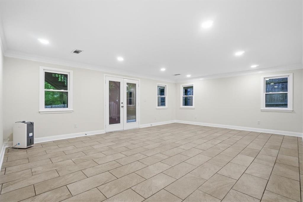 183 Warren Street SE Atlanta GA 30317