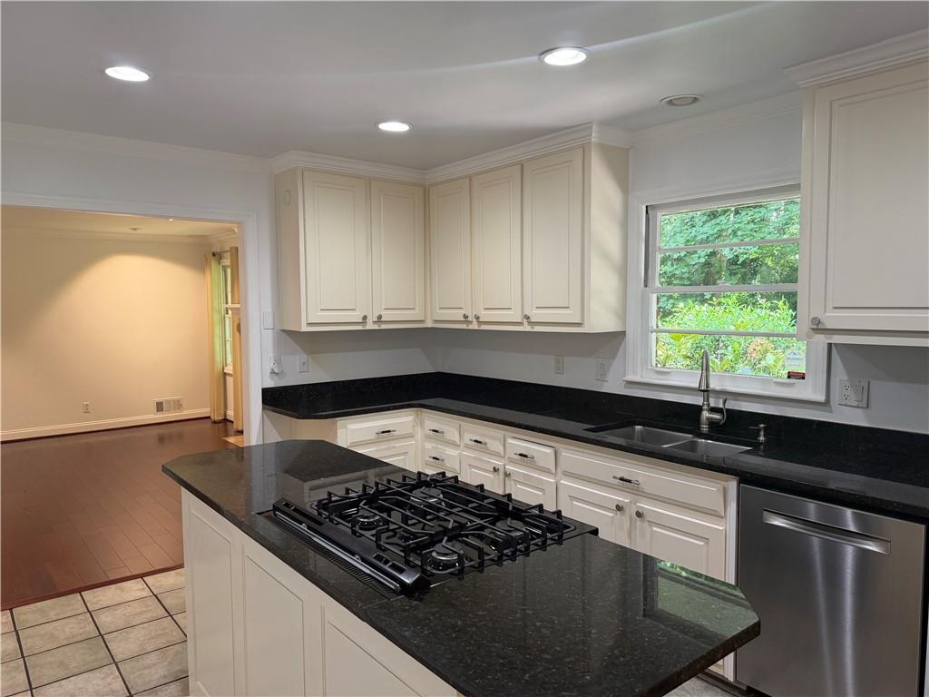 6651 Castleton Drive Sandy Springs GA 30328