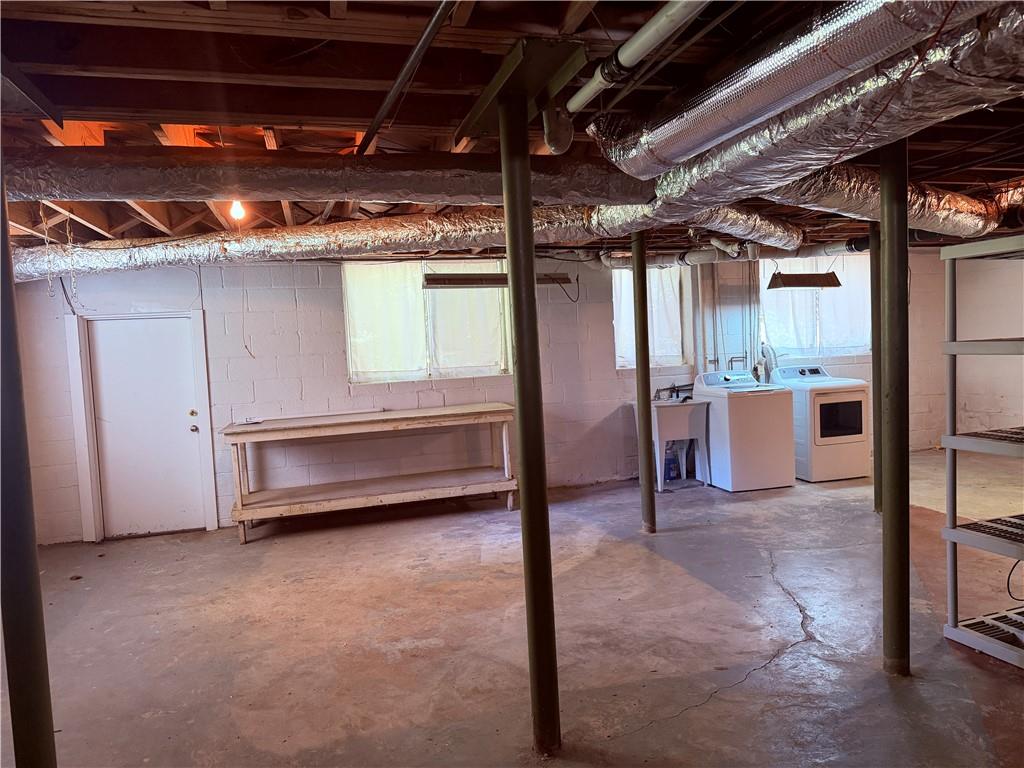 6651 Castleton Drive Sandy Springs GA 30328