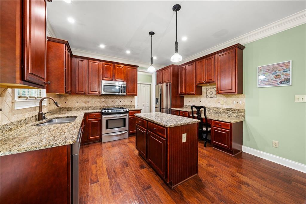 4095 Hill House Road SW Smyrna GA 30082