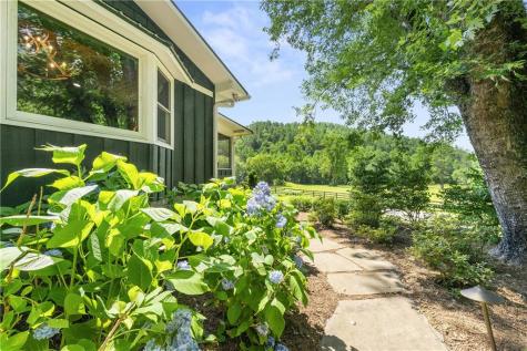 9883 Warwoman Road Clayton GA 30525