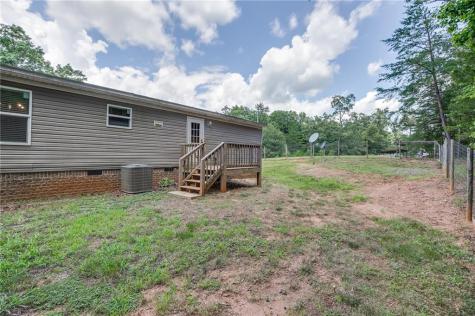 526 Silver Falls Road Cleveland GA 30528