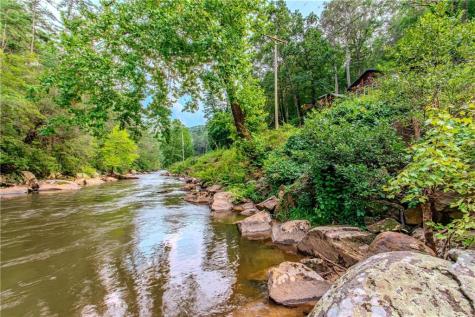 55 River Bend Lane Blue Ridge GA 30513