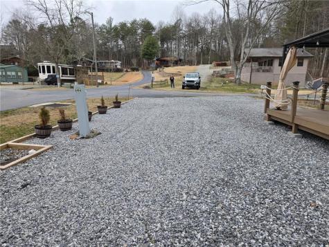 155 Fishtail Circle Cleveland GA 30528