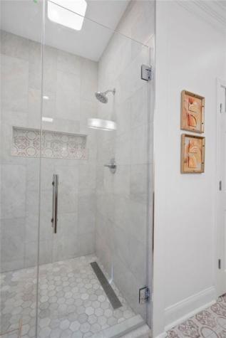 65 Red Oak Point Jasper GA 30143