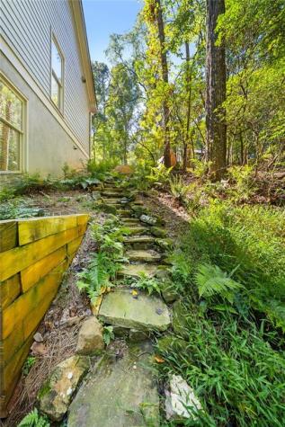 65 Red Oak Point Jasper GA 30143