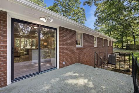 187 Hilltop Street Cleveland GA 30528