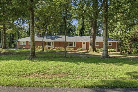 187 Hilltop Street Cleveland GA 30528