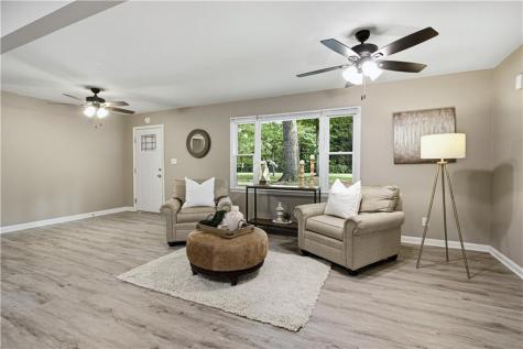 187 Hilltop Street Cleveland GA 30528
