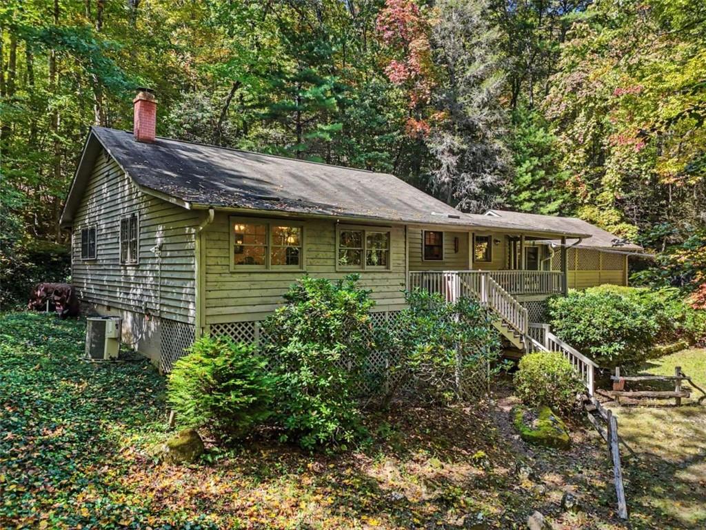 596 Moses Road Rabun Gap GA 30568