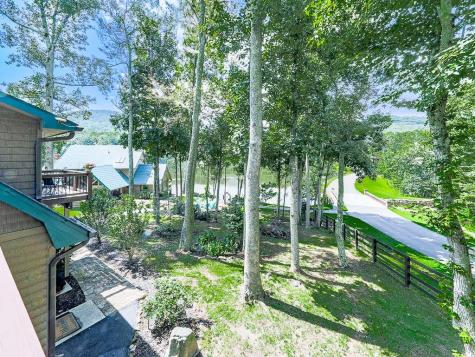 201 Mountainside Parkway Ellijay GA 30536