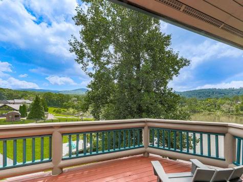 201 Mountainside Parkway Ellijay GA 30536