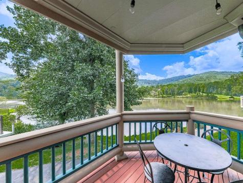 201 Mountainside Parkway Ellijay GA 30536
