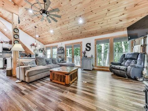 201 Mountainside Parkway Ellijay GA 30536