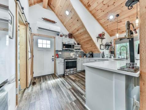 201 Mountainside Parkway Ellijay GA 30536