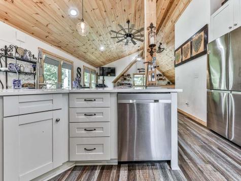 201 Mountainside Parkway Ellijay GA 30536