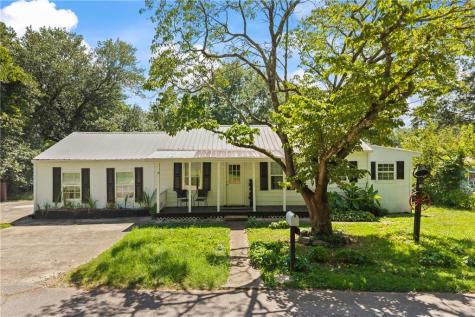167 South Street Cornelia GA 30531