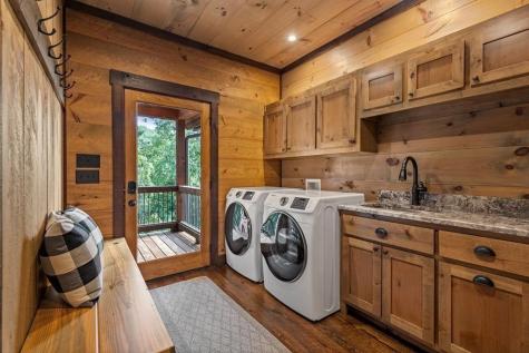 330 Serenity Ridge Lane Mineral Bluff GA 30559