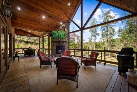 50 W Shalom Court Blue Ridge GA 30513
