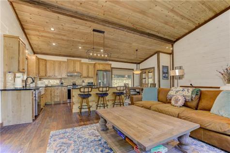 1918 Big Creek Road Cherry Log GA 30522