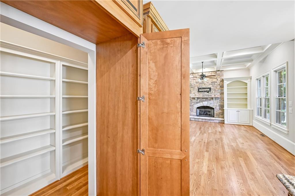 880 Crabapple Hill Alpharetta GA 30004
