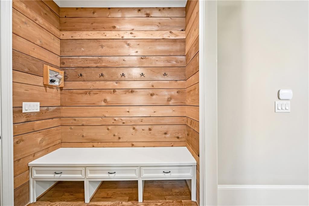 880 Crabapple Hill Alpharetta GA 30004