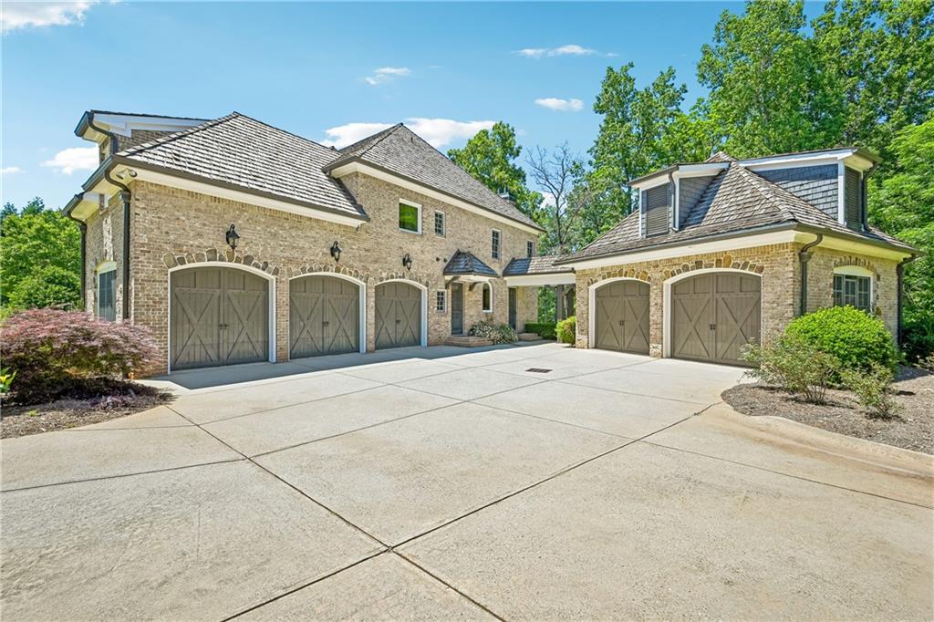 880 Crabapple Hill Alpharetta GA 30004
