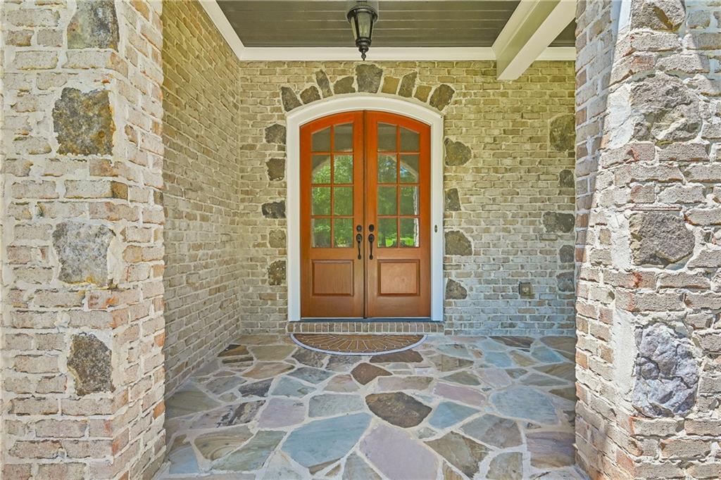 880 Crabapple Hill Alpharetta GA 30004