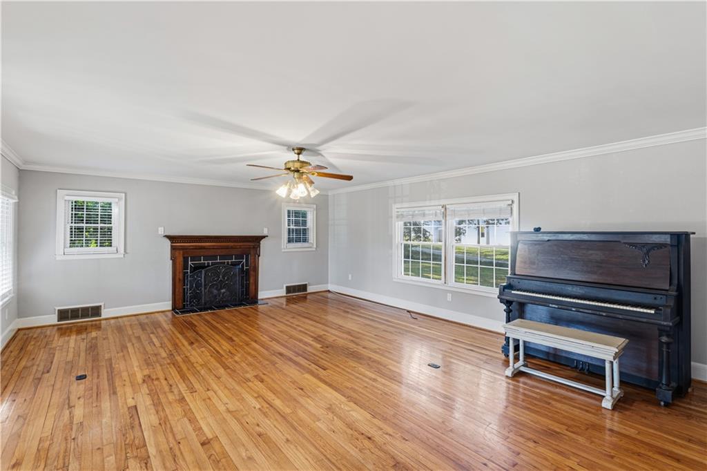 255 Head Avenue Tallapoosa GA 30176