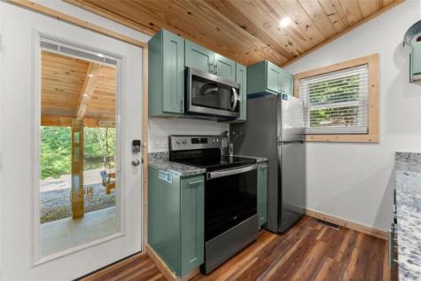 554 Stearns Street Cleveland GA 30528